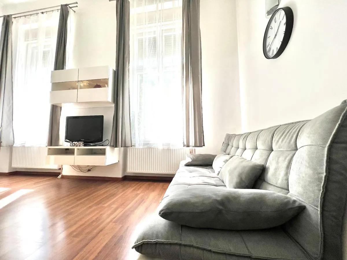 Ricky Apartment Budapest
