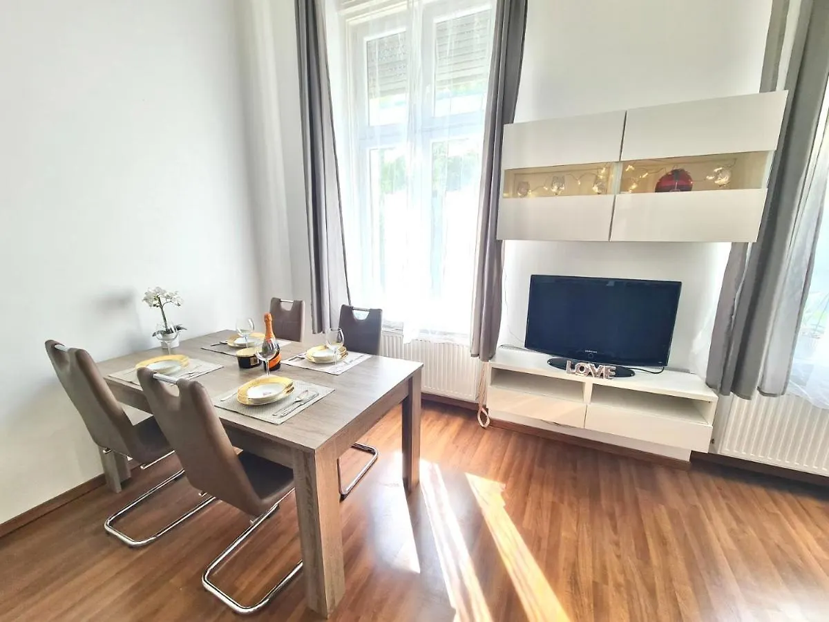 Ricky Apartment Budapest