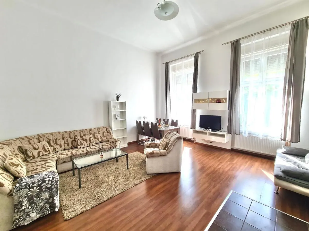 Ricky Apartment Budapest