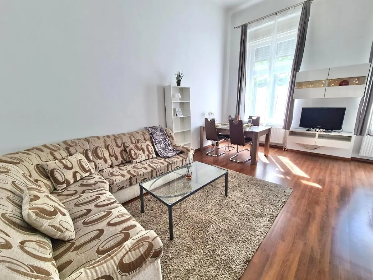 Ricky Apartment Budapest